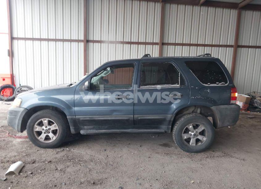 Photo 14 of 2005 Ford Escape XLT (VIN 1FMYU03155KB62032)