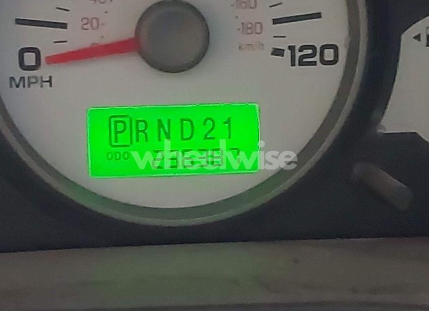 Photo 15 of 2005 Ford Escape XLT (VIN 1FMYU03155KB62032)