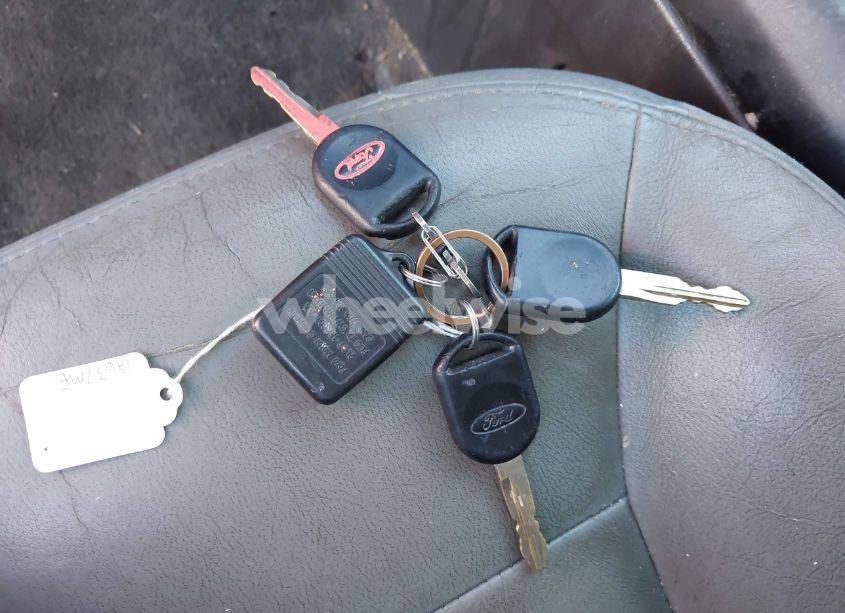 Photo 11 of 2006 Ford Escape XLT/XLT SPORT (VIN 1FMYU03156KB19294)