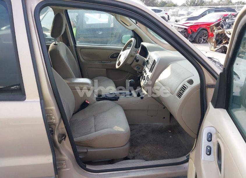 Photo 5 of 2007 Ford Escape XLT/XLT SPORT (VIN 1FMYU03157KB25095)