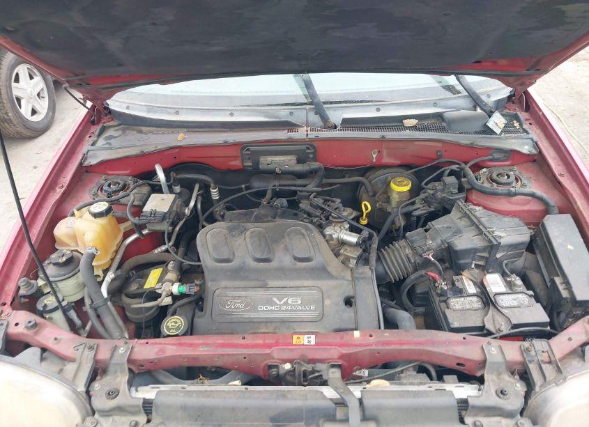 Photo 10 of 2001 Ford Escape XLT (VIN 1FMYU03161KD92091)