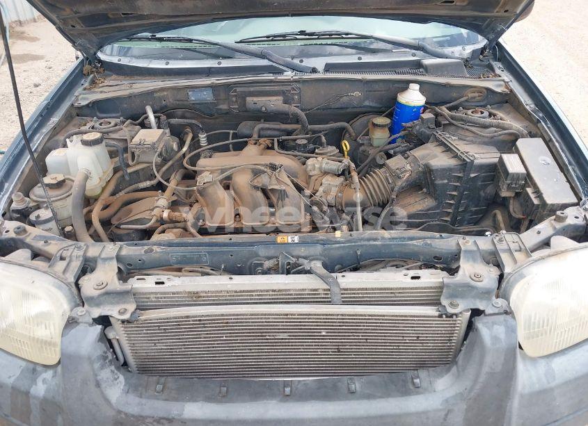 Photo 10 of 2001 Ford Escape XLT (VIN 1FMYU03161KF78469)