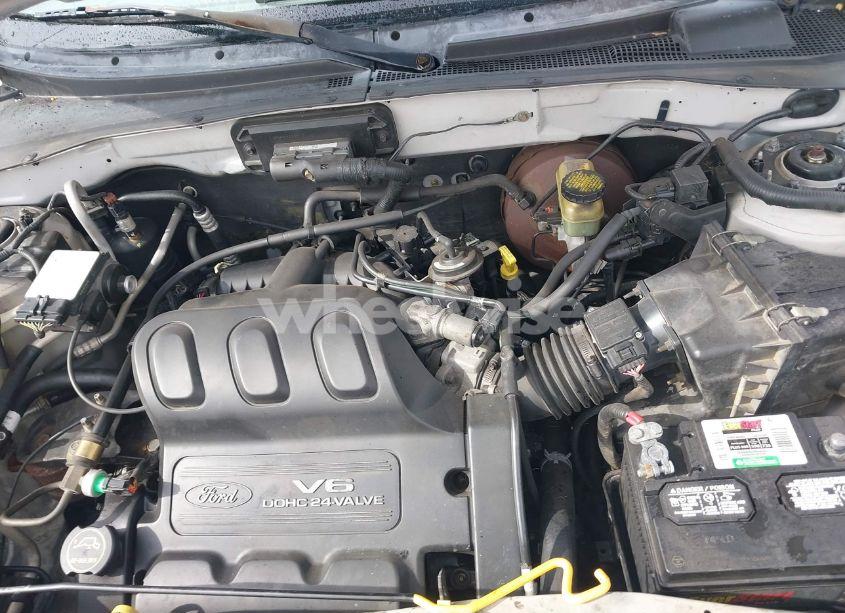 Photo 10 of 2002 Ford Escape XLT (VIN 1FMYU03162KA14399)