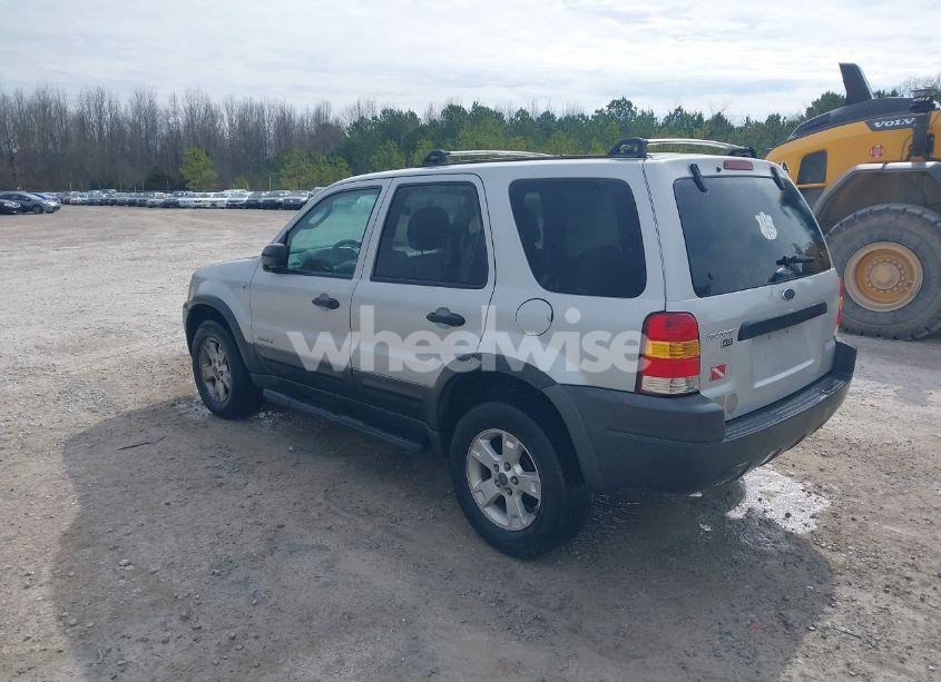 Photo 3 of 2002 Ford Escape XLT (VIN 1FMYU03162KA14399)
