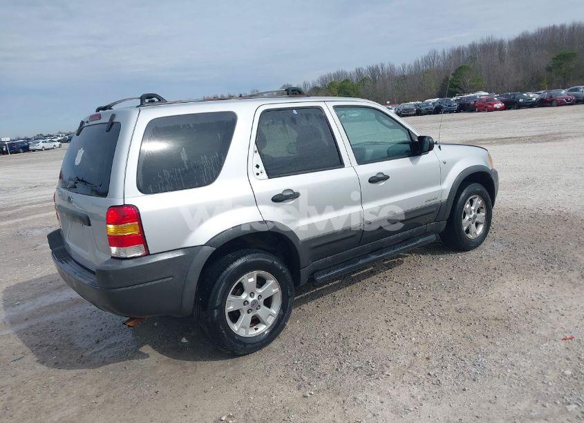 Photo 4 of 2002 Ford Escape XLT (VIN 1FMYU03162KA14399)