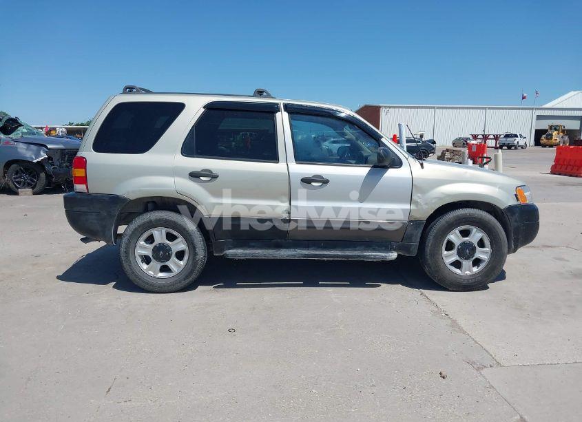 Photo 14 of 2003 Ford Escape XLT (VIN 1FMYU03163KE04145)