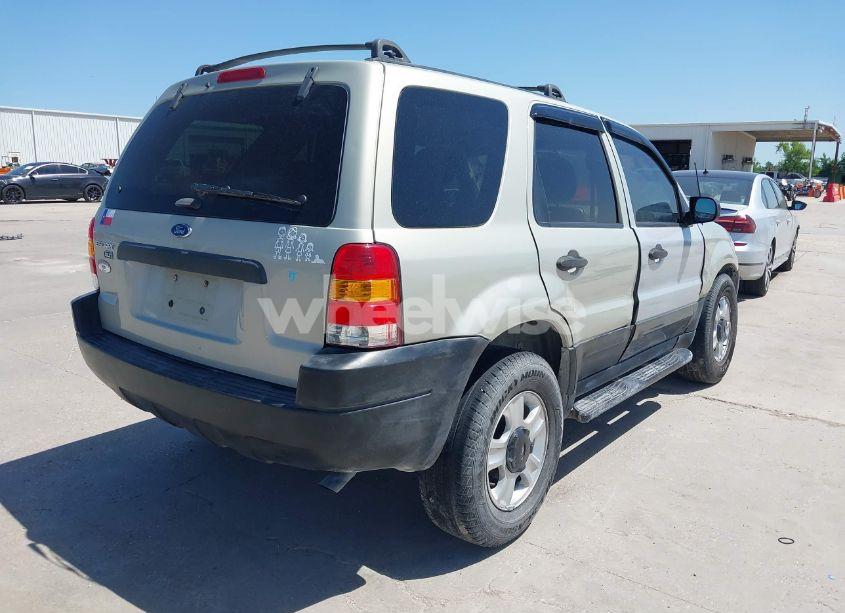 Photo 4 of 2003 Ford Escape XLT (VIN 1FMYU03163KE04145)
