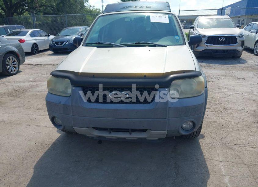 Photo 6 of 2005 Ford Escape XLT (VIN 1FMYU03165KA39937)