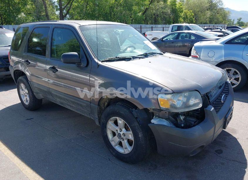 2006 Ford Escape XLT/XLT SPORT (VIN 1FMYU03166KA72695) main photo