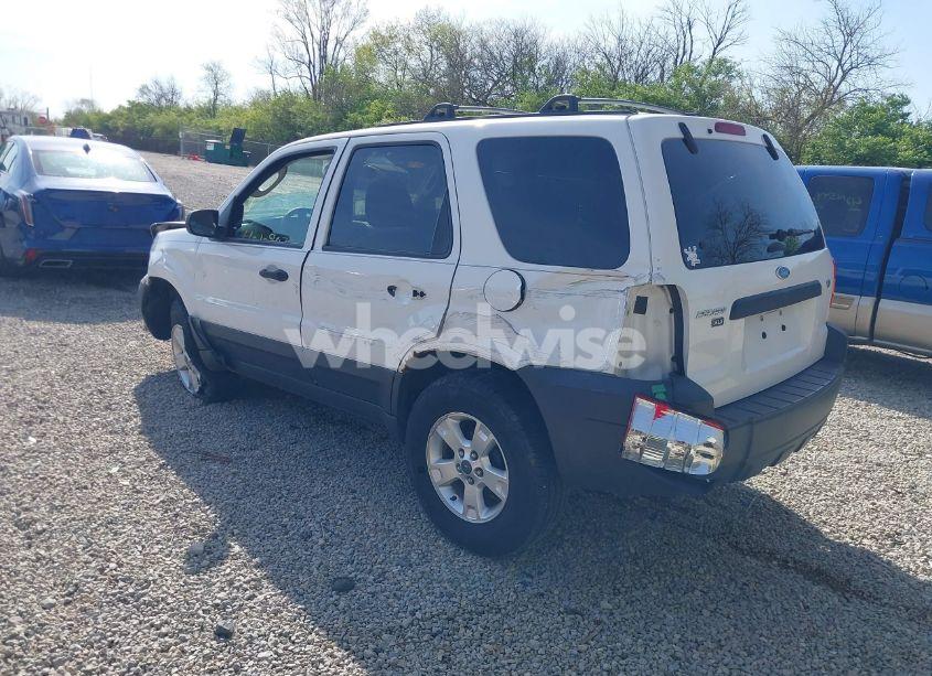 Photo 3 of 2006 Ford Escape XLT/XLT SPORT (VIN 1FMYU03166KB00592)