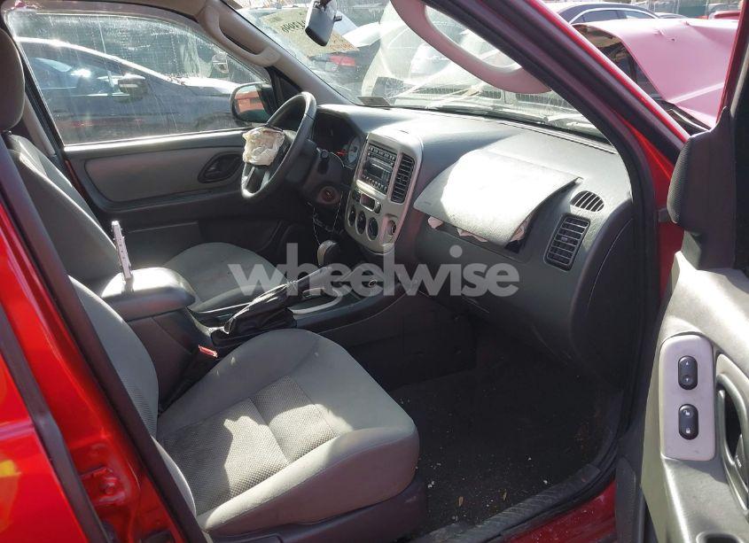 Photo 5 of 2006 Ford Escape XLT/XLT SPORT (VIN 1FMYU03166KD47532)