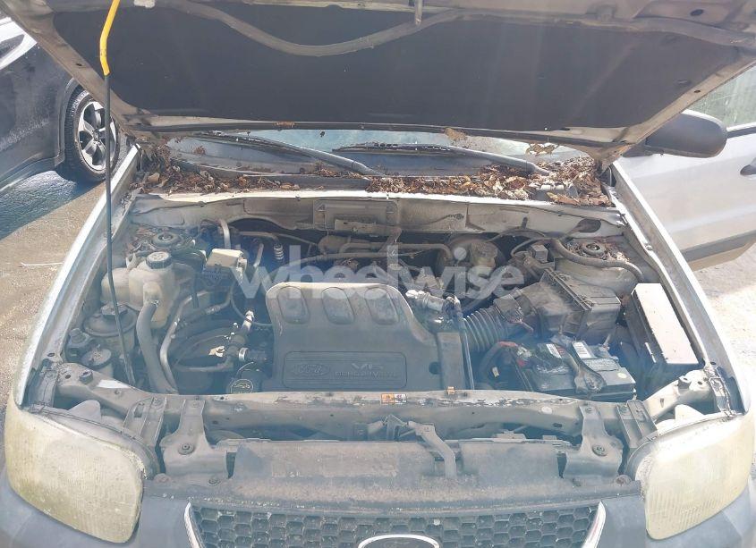 Photo 10 of 2002 Ford Escape XLT (VIN 1FMYU03172KD11228)