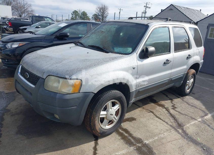 Photo 2 of 2002 Ford Escape XLT (VIN 1FMYU03172KD11228)