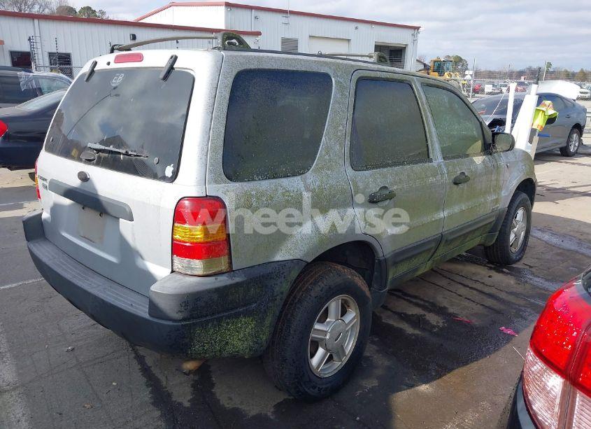 Photo 4 of 2002 Ford Escape XLT (VIN 1FMYU03172KD11228)