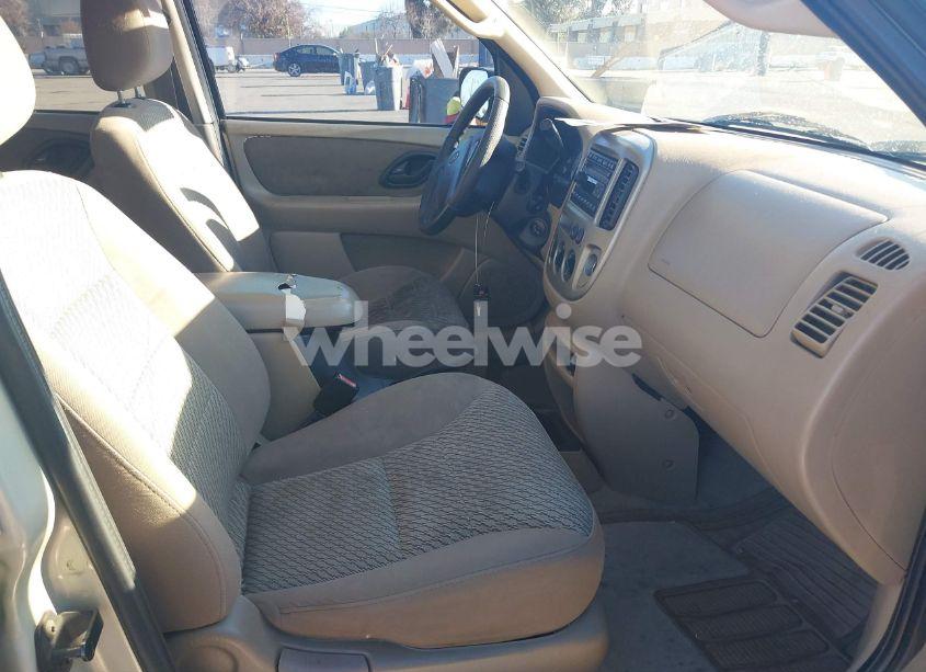 Photo 5 of 2003 Ford Escape XLT (VIN 1FMYU03173KE16420)