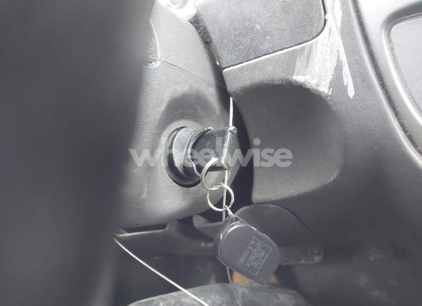 Photo 11 of 2005 Ford Escape XLT (VIN 1FMYU03175DA18020)