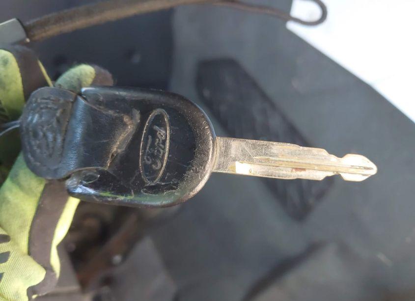 Photo 11 of 2007 Ford Escape (VIN 1FMYU03177KA26410)