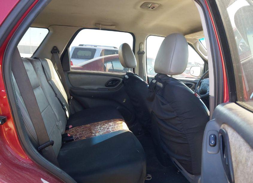 Photo 8 of 2007 Ford Escape (VIN 1FMYU03177KA26410)