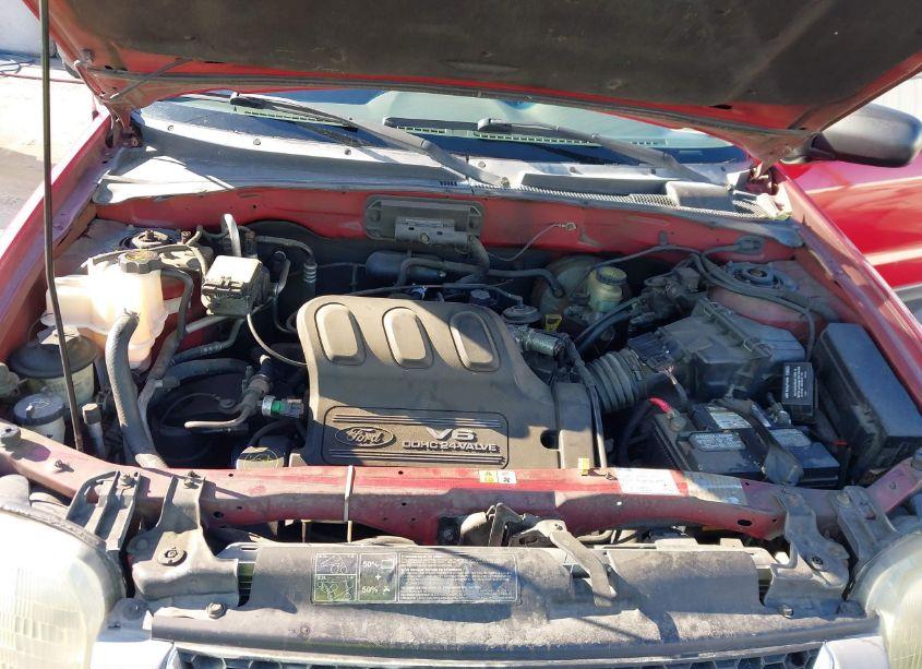 Photo 10 of 2001 Ford Escape XLT (VIN 1FMYU03181KC39552)