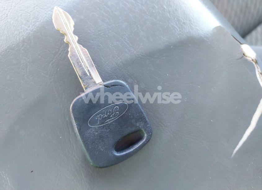 Photo 11 of 2003 Ford Escape XLT (VIN 1FMYU03183KA25020)