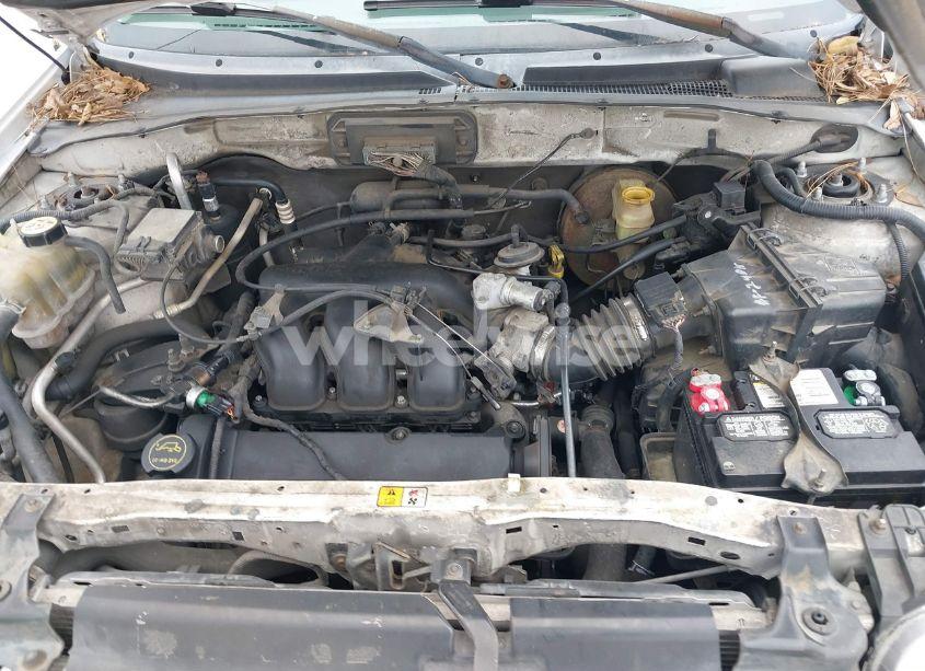 Photo 10 of 2003 Ford Escape XLT (VIN 1FMYU03183KE17382)