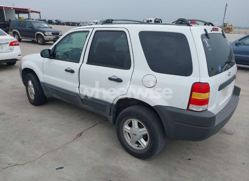 Photo 3 of 2003 Ford Escape XLT (VIN 1FMYU03183KE17382)