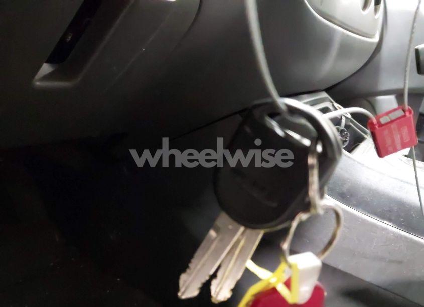 Photo 11 of 2005 Ford Escape XLT (VIN 1FMYU03185KA57582)