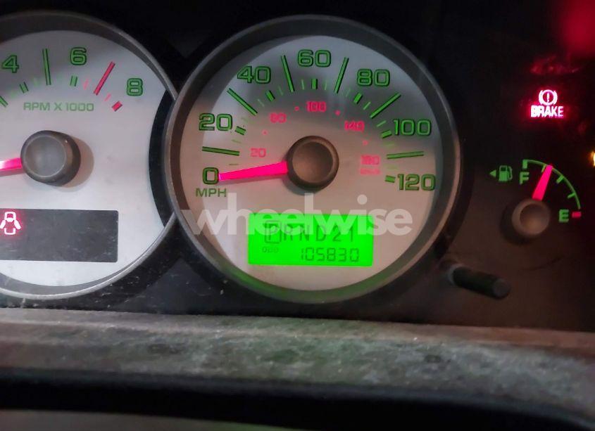 Photo 15 of 2005 Ford Escape XLT (VIN 1FMYU03185KA57582)