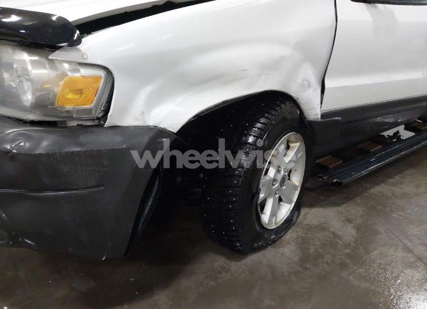 Photo 6 of 2005 Ford Escape XLT (VIN 1FMYU03185KA57582)