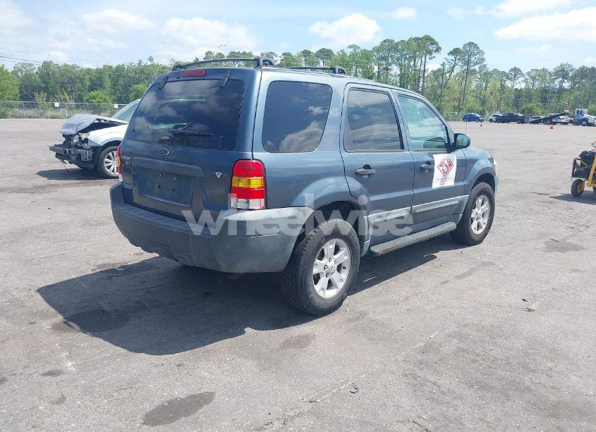 Photo 4 of 2005 Ford Escape XLT (VIN 1FMYU03185KB65040)
