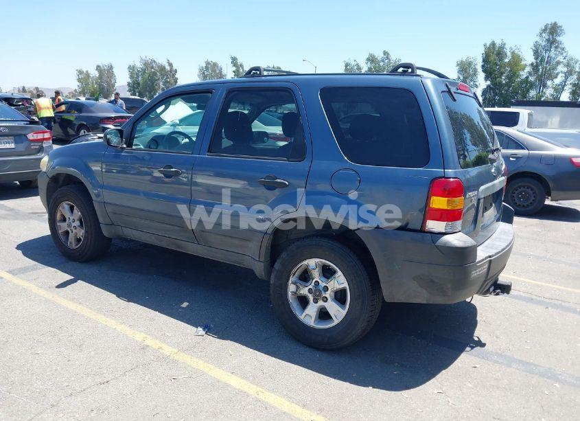 Photo 3 of 2005 Ford Escape XLT (VIN 1FMYU03185KE15974)