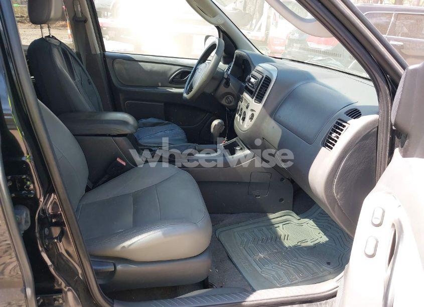 Photo 5 of 2006 Ford Escape XLT/XLT SPORT (VIN 1FMYU03186KA54716)