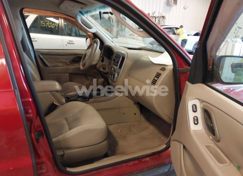 Photo 5 of 2006 Ford Escape XLT/XLT SPORT (VIN 1FMYU03186KA68258)