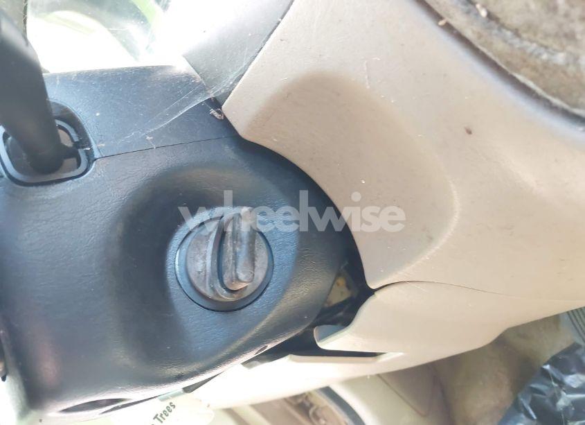 Photo 11 of 2007 Ford Escape XLT/XLT SPORT (VIN 1FMYU03187KB44496)