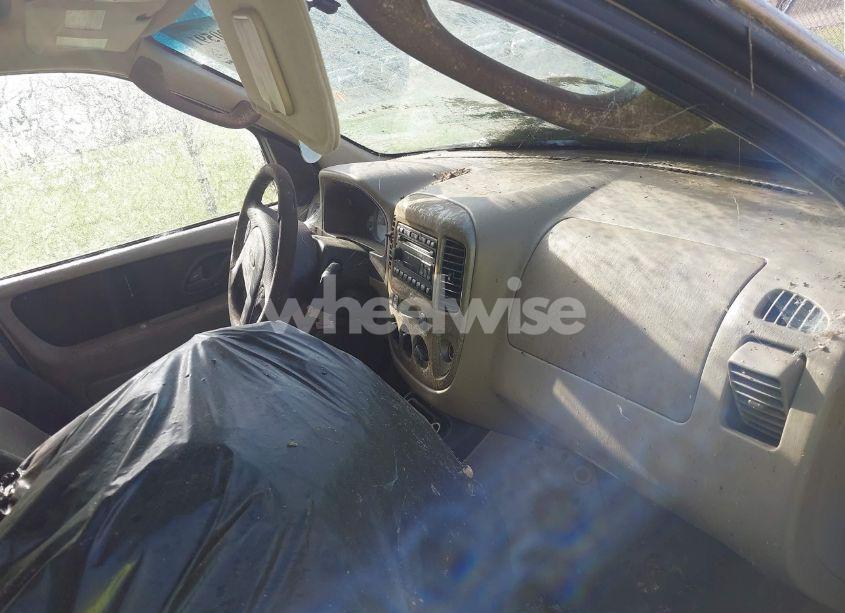 Photo 5 of 2007 Ford Escape XLT/XLT SPORT (VIN 1FMYU03187KB44496)