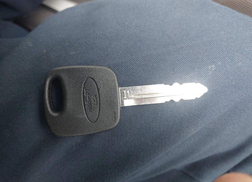 Photo 11 of 2002 Ford Escape XLT (VIN 1FMYU03192KA08547)