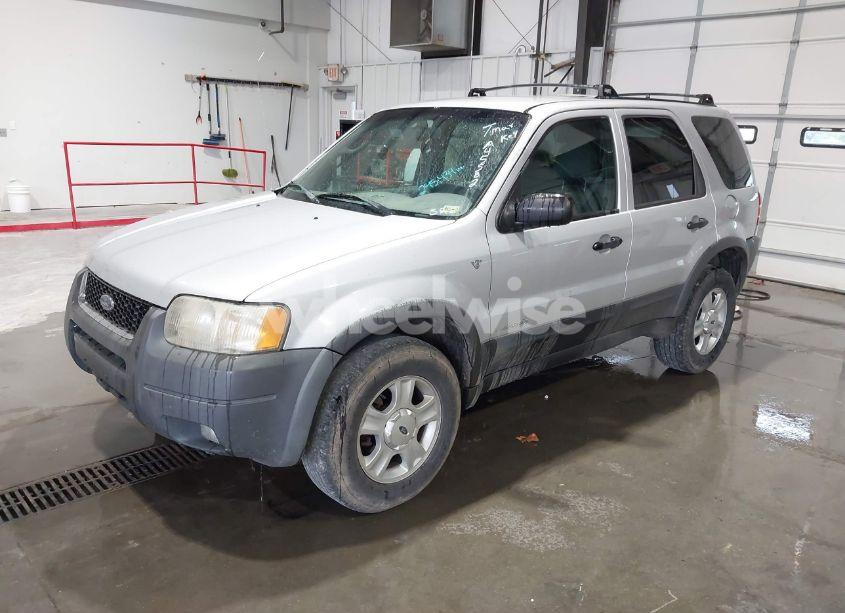 Photo 2 of 2002 Ford Escape XLT (VIN 1FMYU03192KA45582)