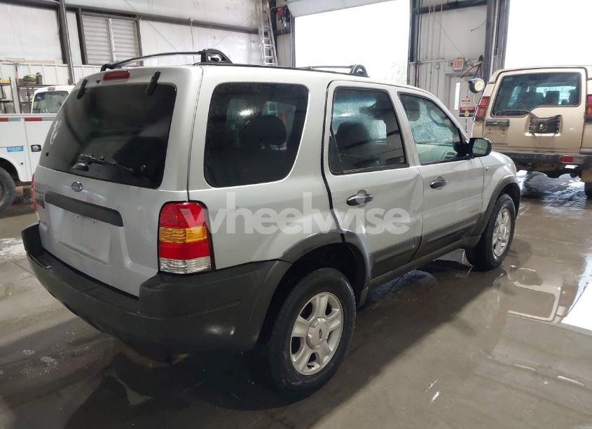 Photo 4 of 2002 Ford Escape XLT (VIN 1FMYU03192KA45582)