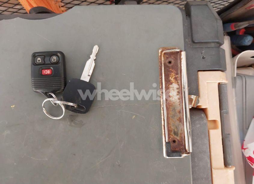 Photo 11 of 2003 Ford Escape XLT (VIN 1FMYU03193KD39484)