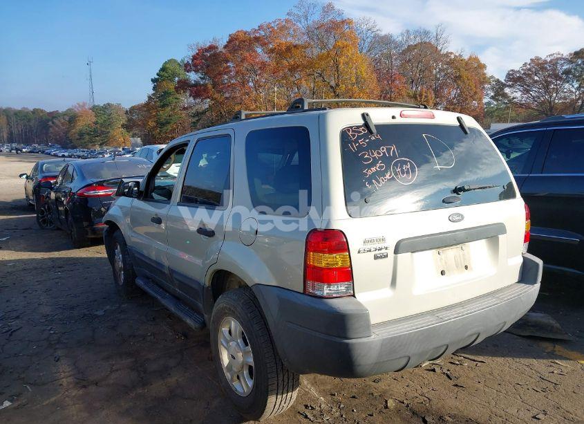 Photo 3 of 2004 Ford Escape XLT (VIN 1FMYU03194KB36757)