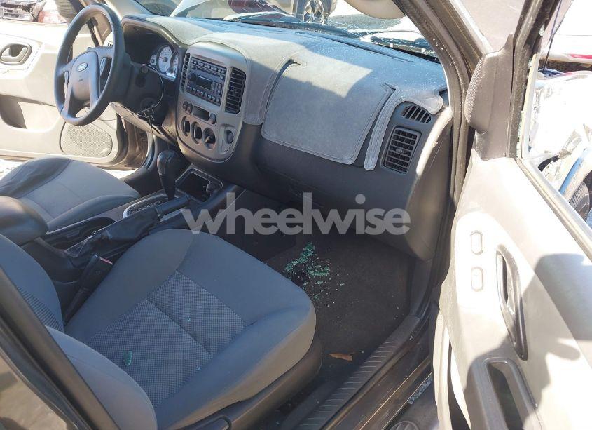 Photo 5 of 2006 Ford Escape XLT/XLT SPORT (VIN 1FMYU03196KD35102)