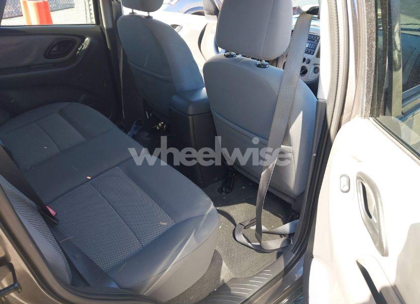 Photo 8 of 2006 Ford Escape XLT/XLT SPORT (VIN 1FMYU03196KD35102)