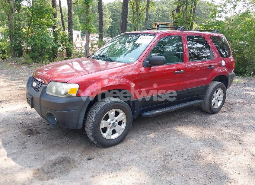Photo 2 of 2007 Ford Escape XLT/XLT SPORT (VIN 1FMYU03197KB35743)