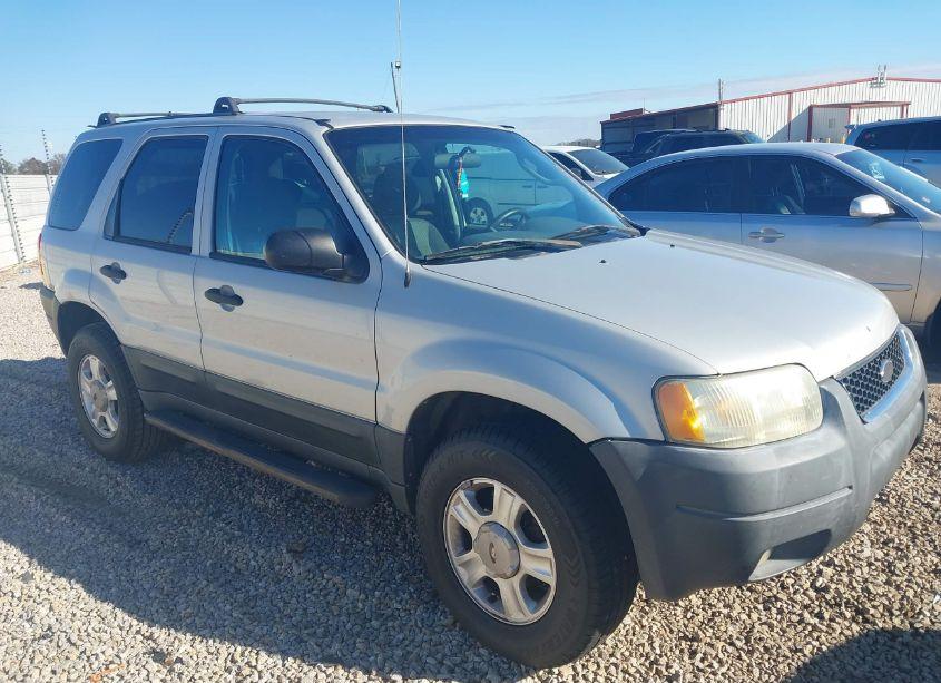 2003 Ford Escape XLT (VIN 1FMYU031X3KA73103) main photo