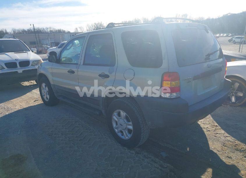 Photo 3 of 2003 Ford Escape XLT (VIN 1FMYU031X3KA73179)