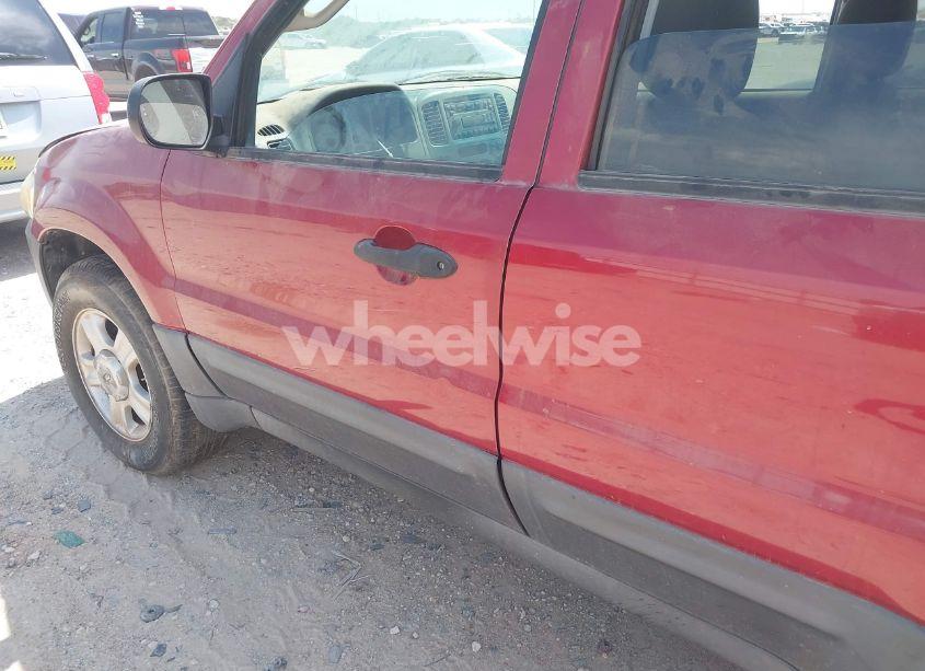 Photo 12 of 2003 Ford Escape XLT (VIN 1FMYU031X3KA90676)