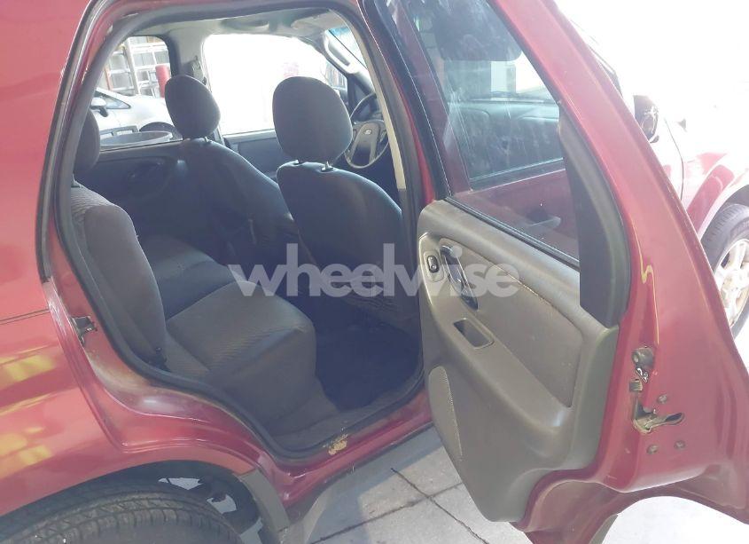 Photo 8 of 2004 Ford Escape XLT (VIN 1FMYU031X4KA86449)