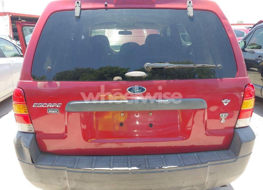 Photo 6 of 2005 Ford Escape XLT (VIN 1FMYU031X5KE17077)