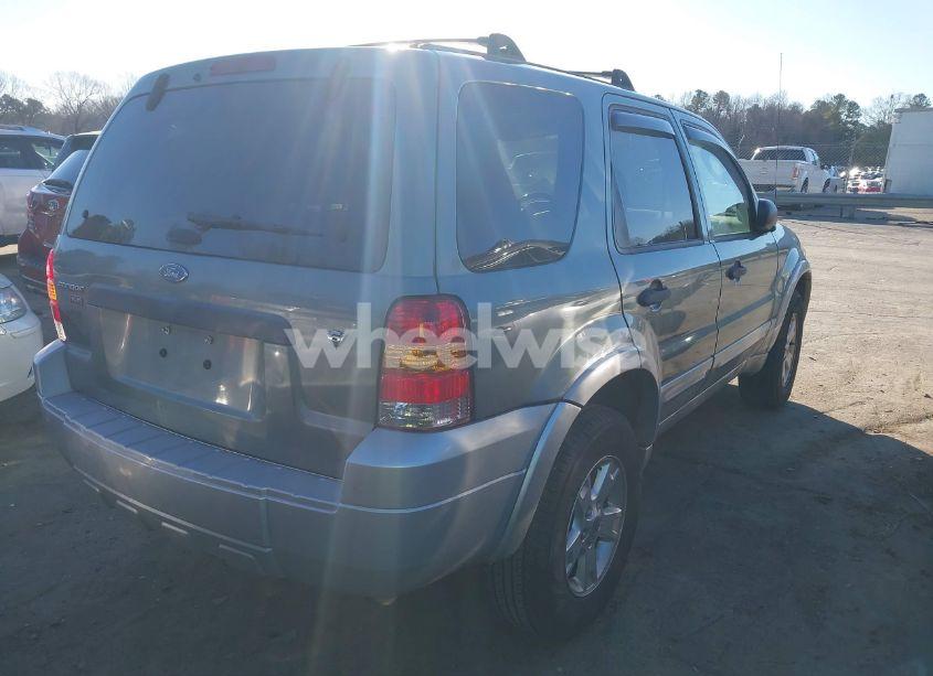 Photo 4 of 2007 Ford Escape XLT/XLT SPORT (VIN 1FMYU031X7KB17607)