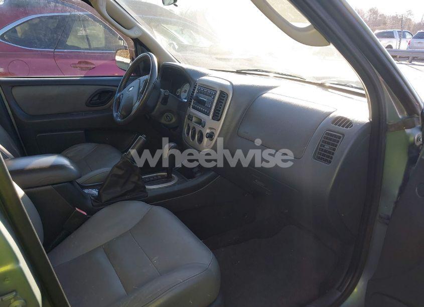 Photo 5 of 2007 Ford Escape XLT/XLT SPORT (VIN 1FMYU031X7KB17607)